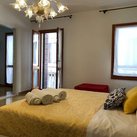 Grazia'S Apartment Chioggia Bagian luar foto